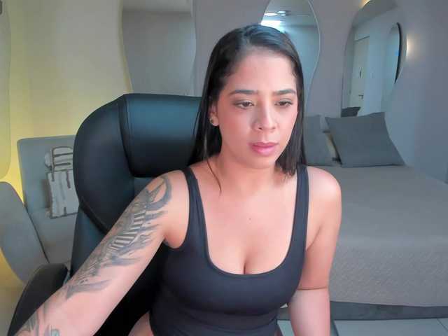 LucyCarterX live cam on BongaCams
