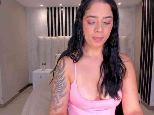 LucyCarterX webcam