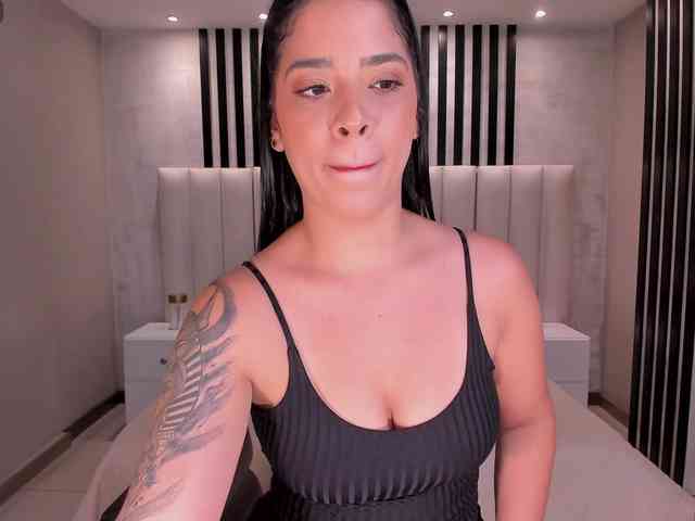 LucyCarterX webcam
