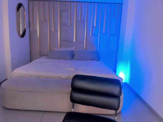 LucyCarterX webcam