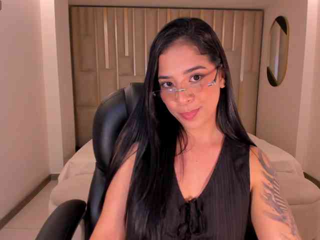 LucyCarterX webcam