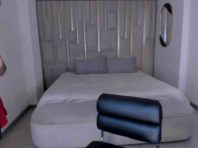 LucyCarterX webcam