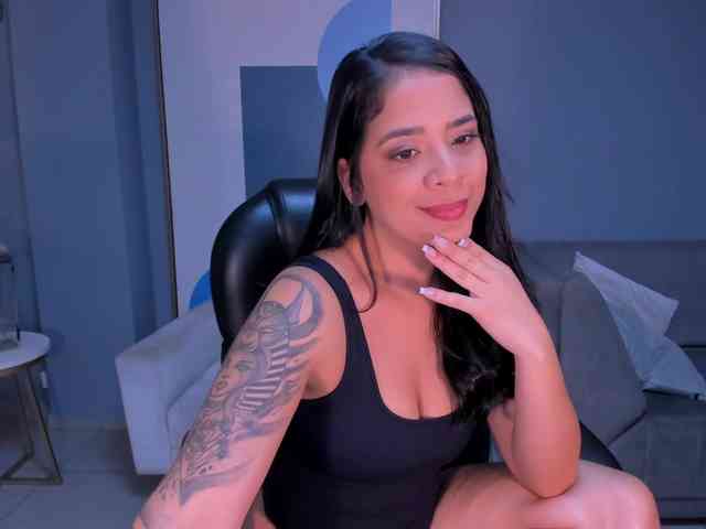 LucyCarterX webcam