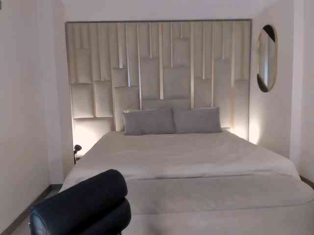 LucyCarterX webcam