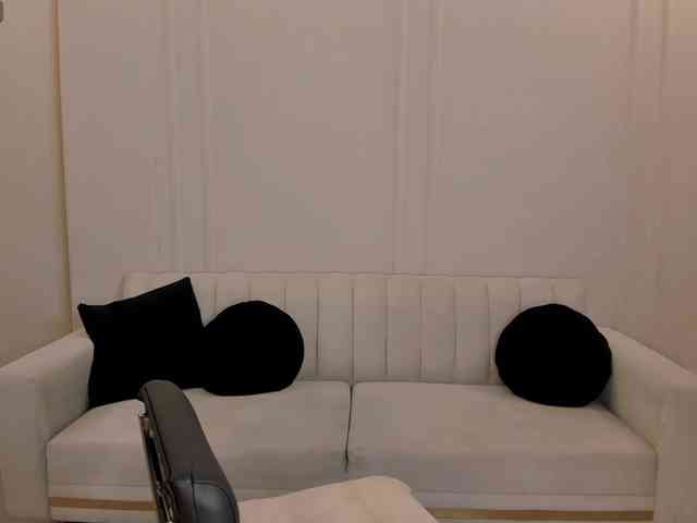 LucyCarterX webcam