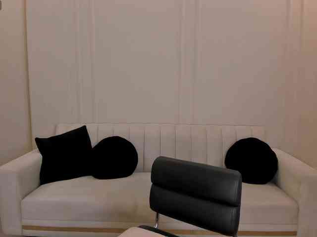 LucyCarterX webcam