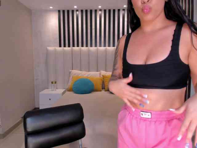 LucyCarterX webcam