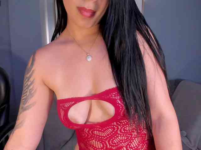 LucyCarterX webcam