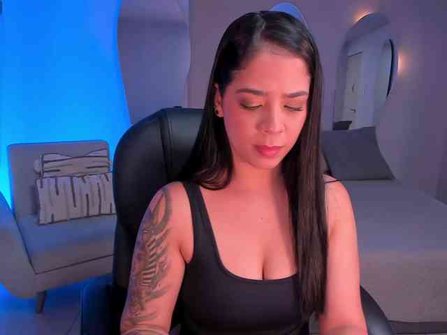 LucyCarterX webcam
