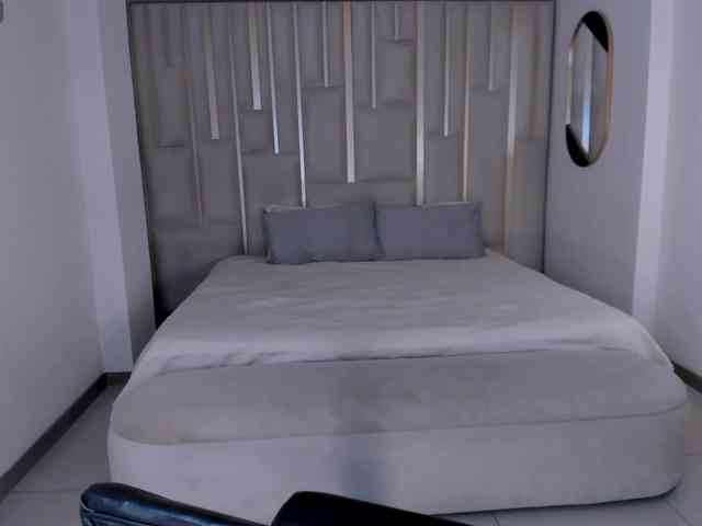 LucyCarterX webcam