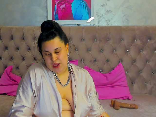 NaomiJasminX