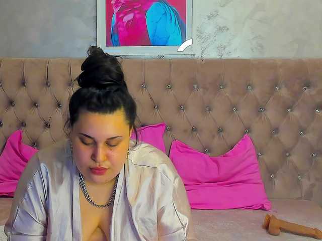 NaomiJasminX