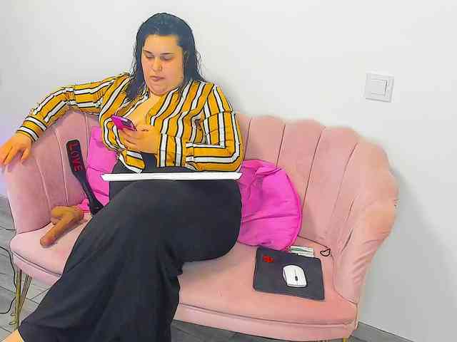 NaomiJasminX