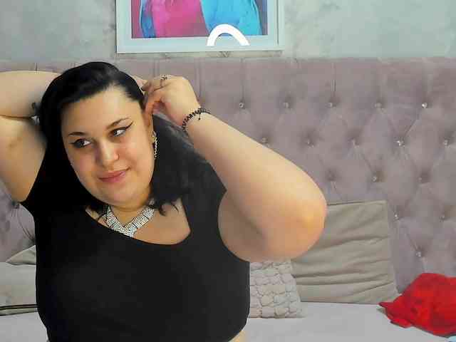 NaomiJasminX