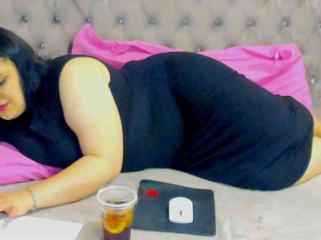 NaomiJasminX