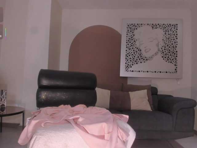 LillySanders live cam on BongaCams