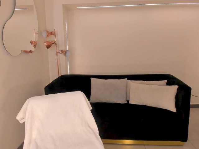 LillySanders live cam on BongaCams