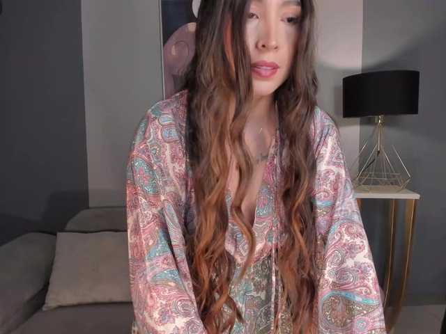 LillySanders live cam on BongaCams