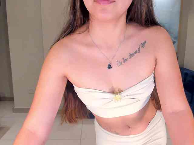 LillySanders webcam