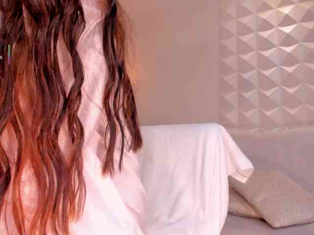 LillySanders webcam