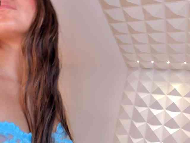 LillySanders webcam