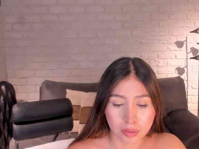 LillySanders webcam