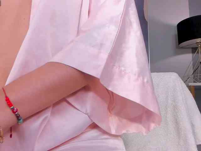 LillySanders webcam