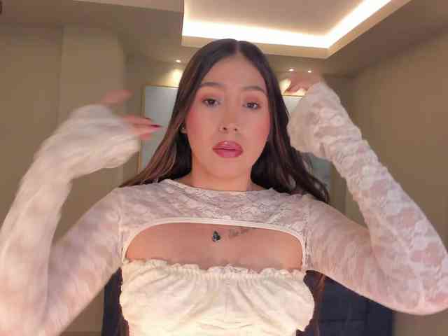 LillySanders webcam