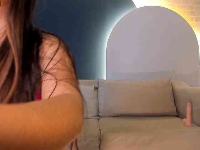 LillySanders webcam