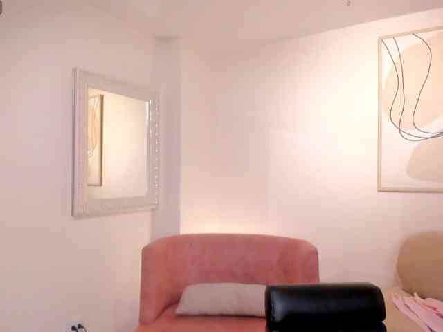 LillySanders webcam