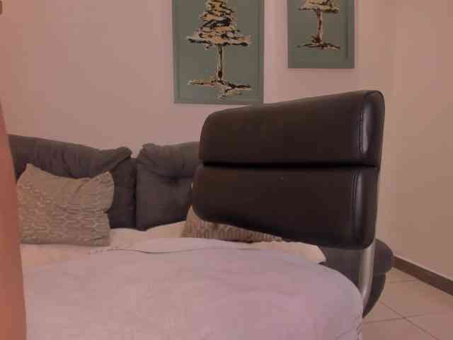 LillySanders webcam