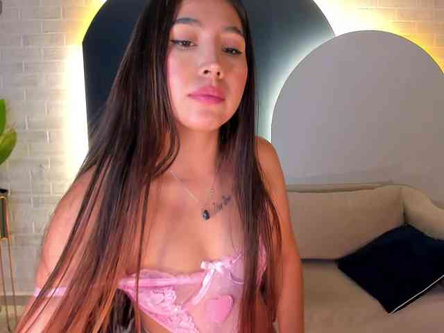 LillySanders webcam