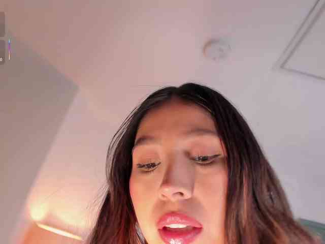 LillySanders webcam