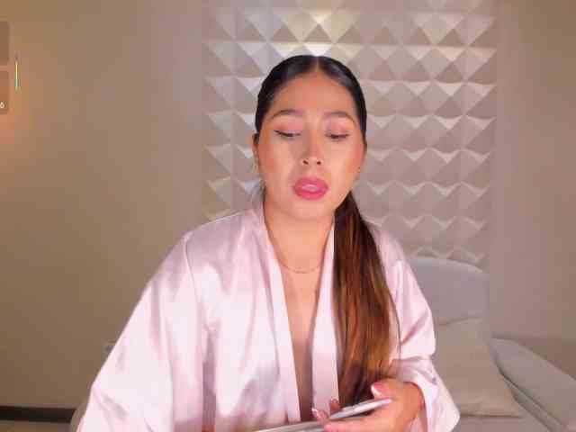 LillySanders webcam