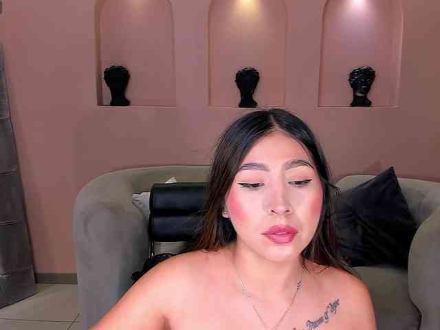 LillySanders webcam