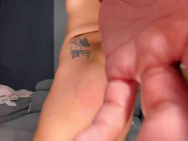 LillySanders Live Webcam on BongaCams