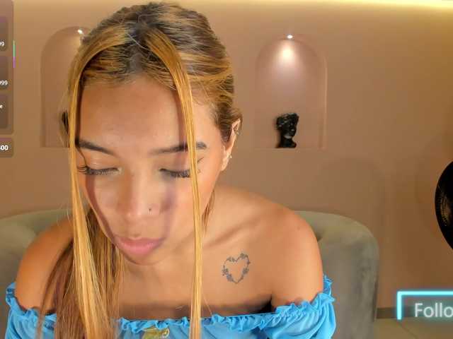 AmberWalker live webcam show