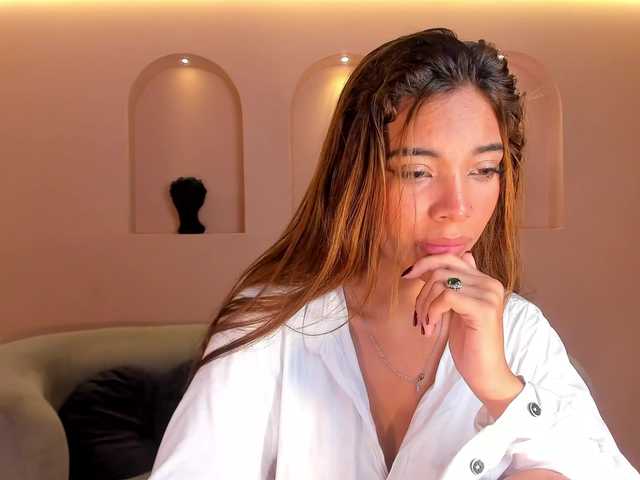 AmberWalker live cam on BongaCams