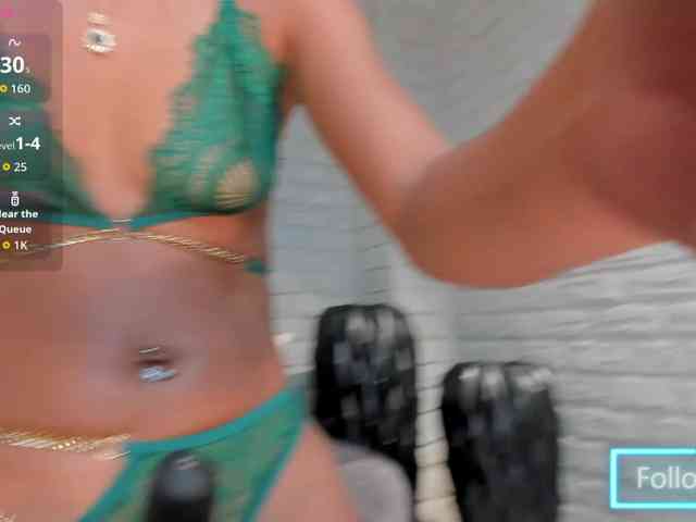 AmberWalker webcam