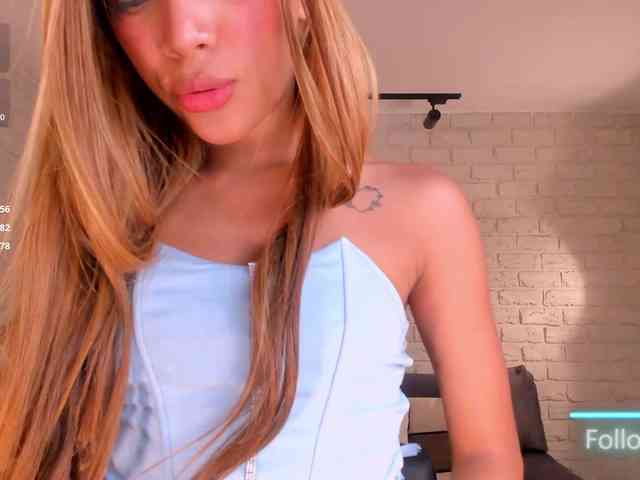 AmberWalker webcam