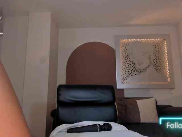 AmberWalker webcam