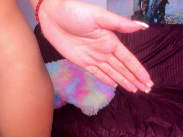 Lovee-Submiissive1