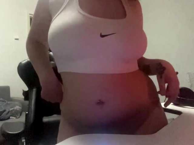 BurmaBarufaldi live cam on BongaCams