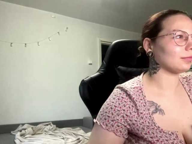 BurmaBarufaldi live cam on BongaCams