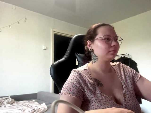 BurmaBarufaldi live cam on BongaCams