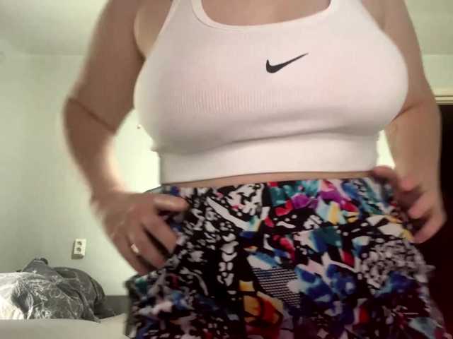 BurmaBarufaldi live cam on BongaCams