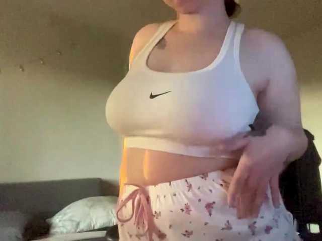BurmaBarufaldi live cam on BongaCams