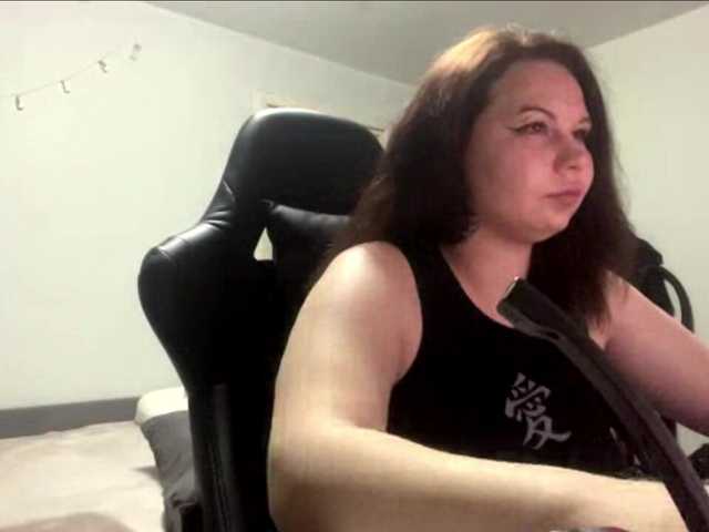 BurmaBarufaldi live cam on BongaCams