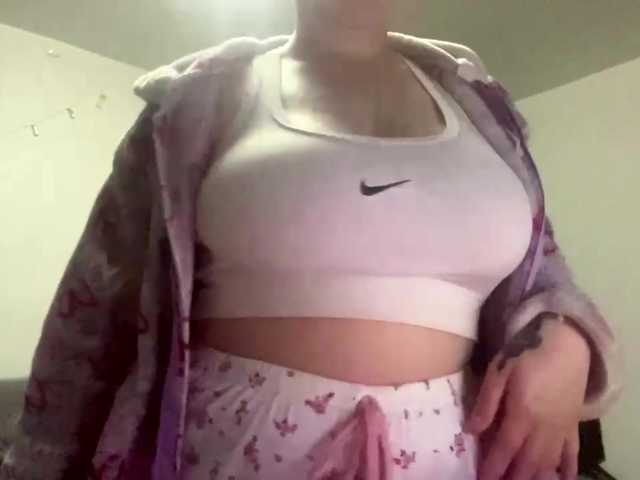 BurmaBarufaldi live cam on BongaCams