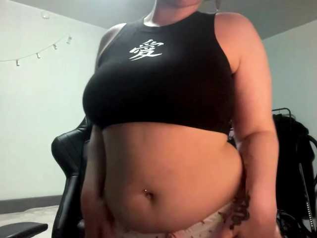 BurmaBarufaldi live cam on BongaCams